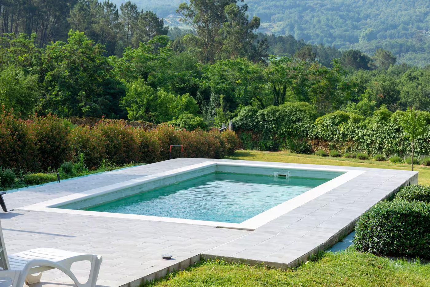 Piscina privada con vistas al monte
